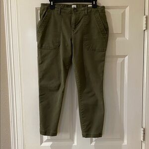 GAP Women’s Olive Green Pants